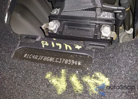 2020 Jeep Grand Cherokee Limited X 4X4 z USA, uszkodzony, nr VIN 1C4RJFBG0LC370594